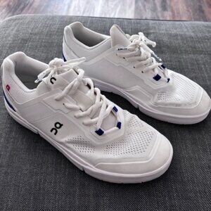 OnCloud - The Roger Sneaker. Women's 10. White and Blue.